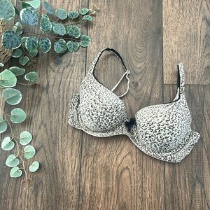Victoria’s Secret Body by Victoria Lined Demi Bra in Cheetah Print
